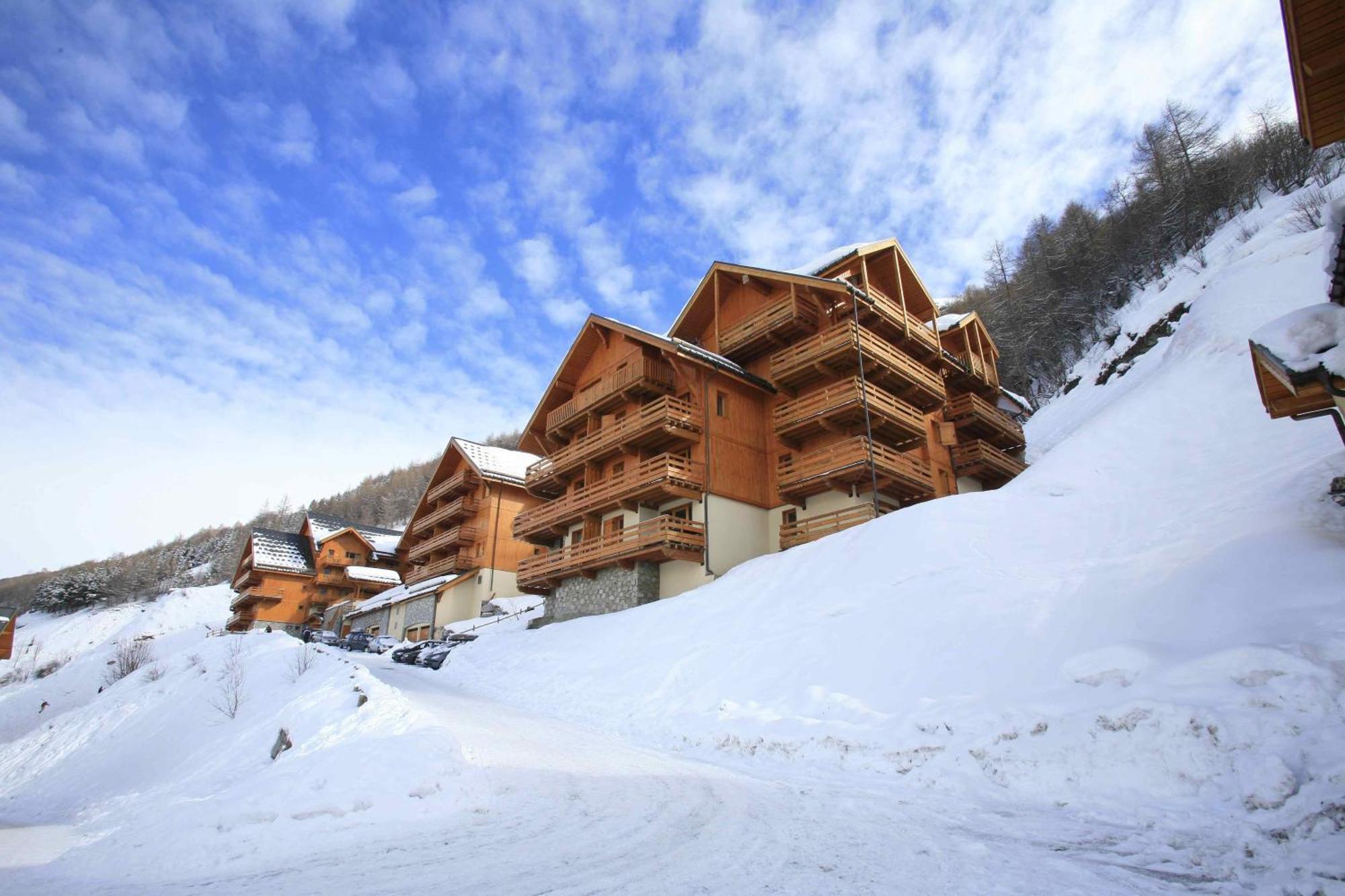 Residence Odalys Le Hameau Et Les Chalets De La Vallee D'Or Valloire Exterior foto