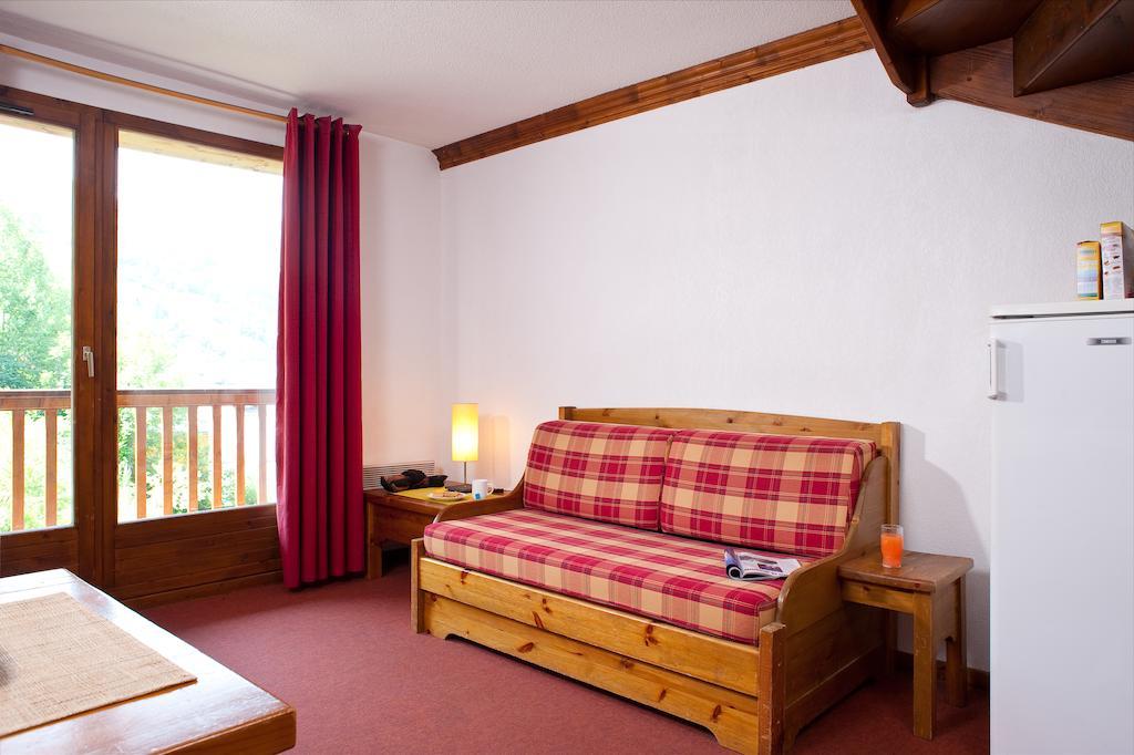 Residence Odalys Le Hameau Et Les Chalets De La Vallee D'Or Valloire Quarto foto