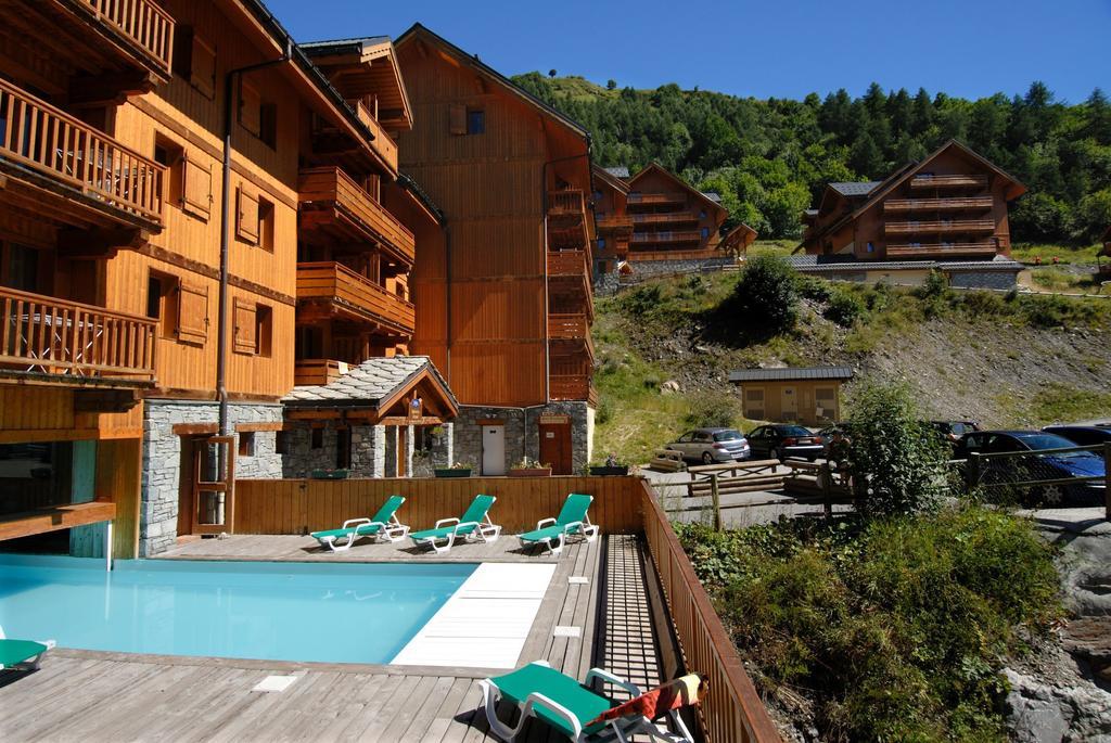 Residence Odalys Le Hameau Et Les Chalets De La Vallee D'Or Valloire Exterior foto